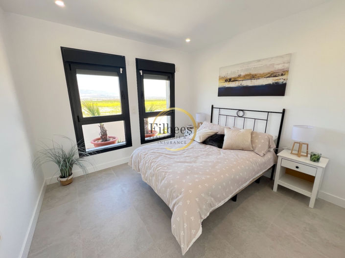 Image No.8-3 Bed Villa for sale