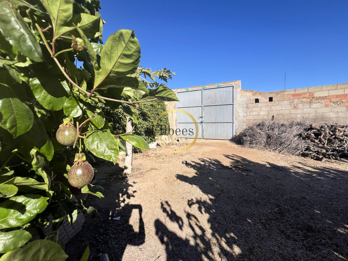 Image No.17-4 Bed Townhouse for sale