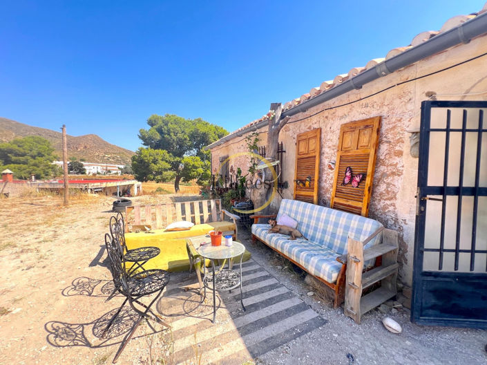 Image No.2-6 Bed Country House for sale