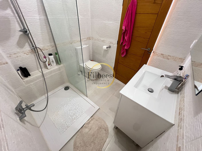 Image No.16-4 Bed House for sale