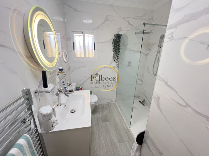 Image No.9-4 Bed Villa for sale