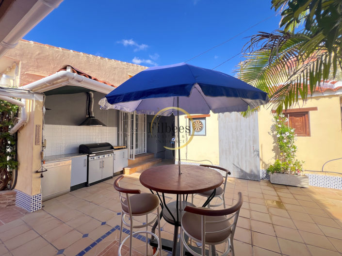 Image No.18-3 Bed Country House for sale