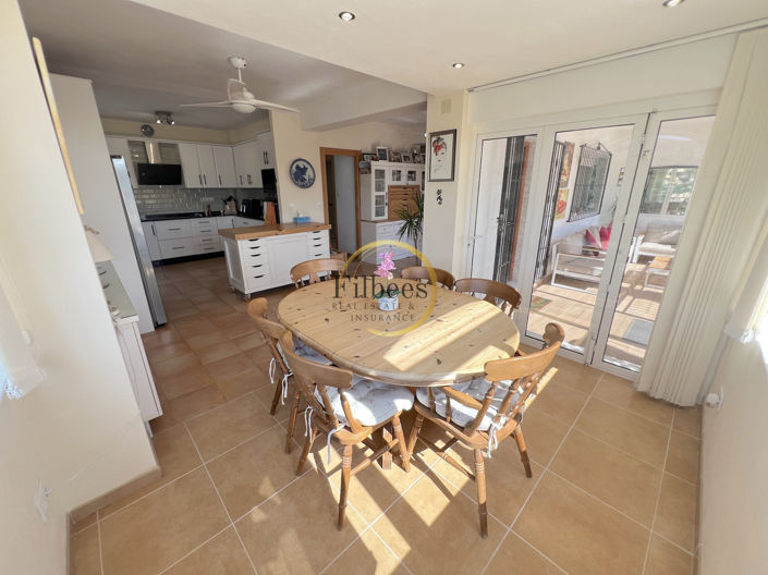 Image No.4-3 Bed Country House for sale