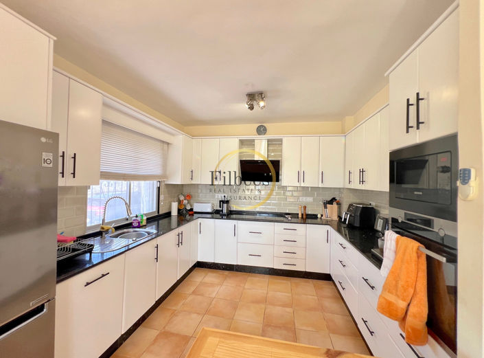 Image No.5-3 Bed Country House for sale