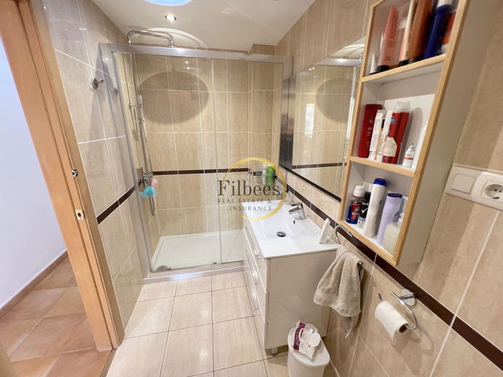 Image No.8-3 Bed Country House for sale