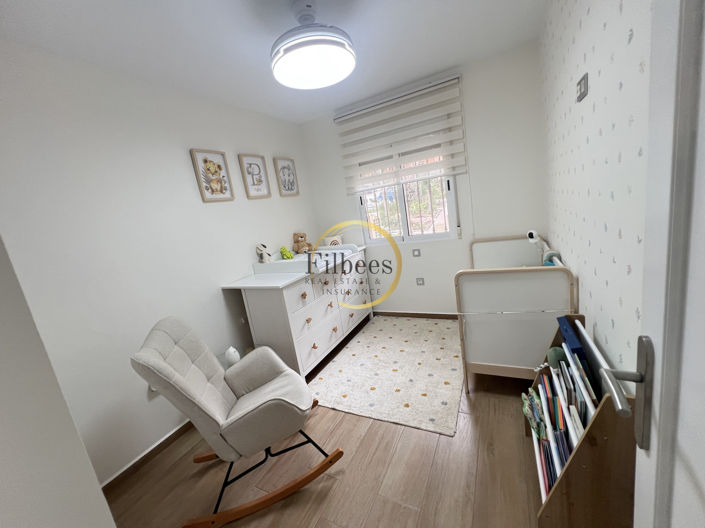 Image No.10-4 Bed Townhouse for sale