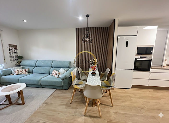 Image No.3-4 Bed Townhouse for sale