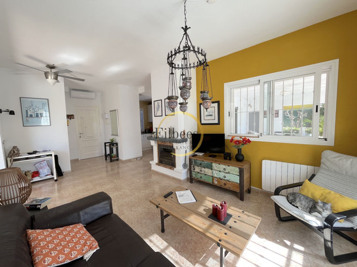 Image No.10-3 Bed Villa for sale