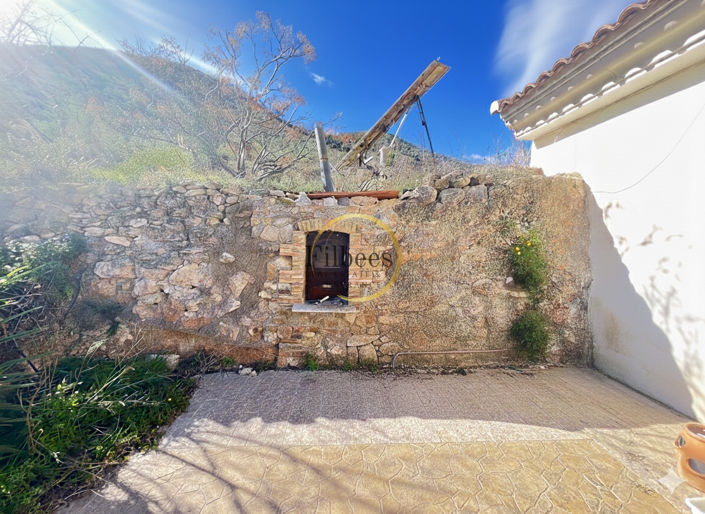 Image No.6-3 Bed Country House for sale