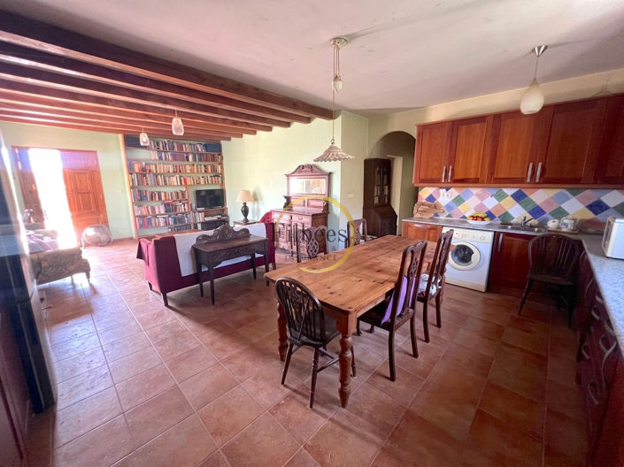Image No.6-3 Bed Country House for sale