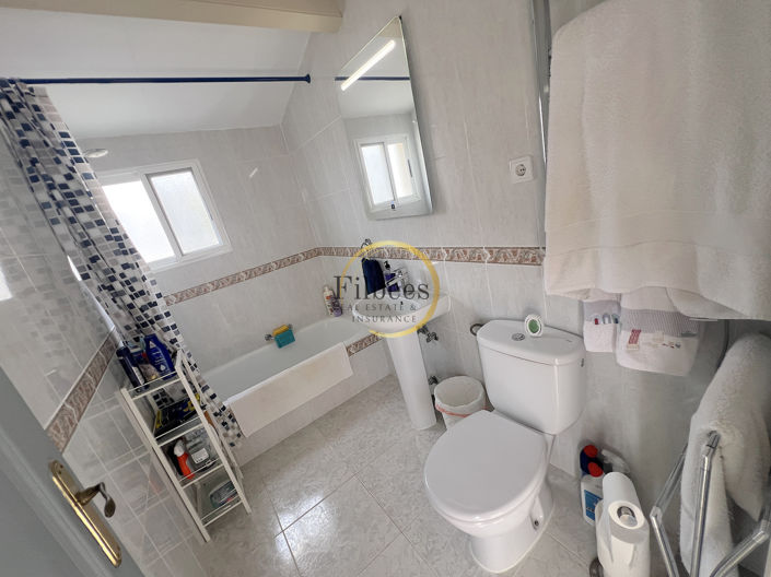 Image No.12-3 Bed Villa for sale