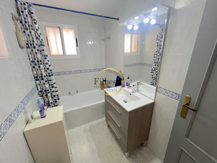 Image No.7-3 Bed Villa for sale