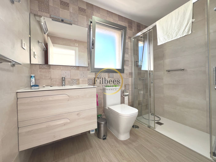 Image No.16-3 Bed House for sale