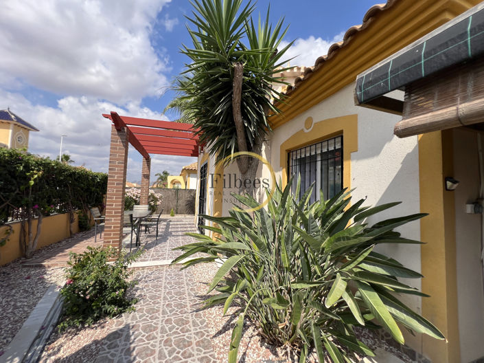 Image No.19-3 Bed Villa for sale