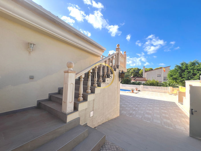 Image No.21-3 Bed Villa for sale