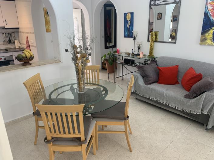 Image No.4-3 Bed Semi-Detached for sale