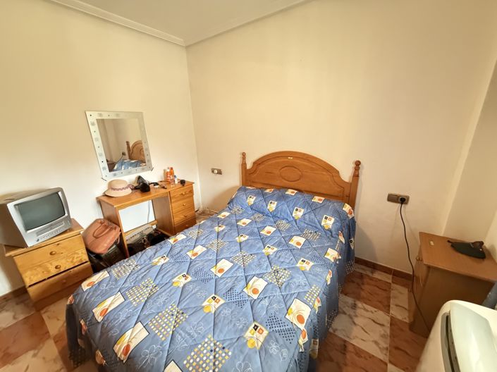 Image No.11-2 Bed Apartment for sale