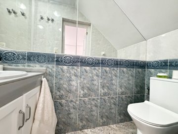 16144img3951