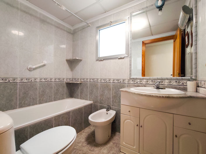 Image No.18-2 Bed Apartment for sale