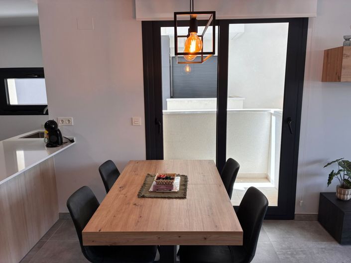 Image No.11-2 Bed Apartment for sale