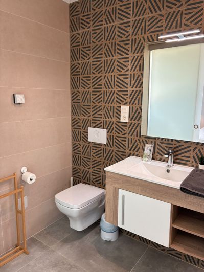 Image No.17-2 Bed Apartment for sale