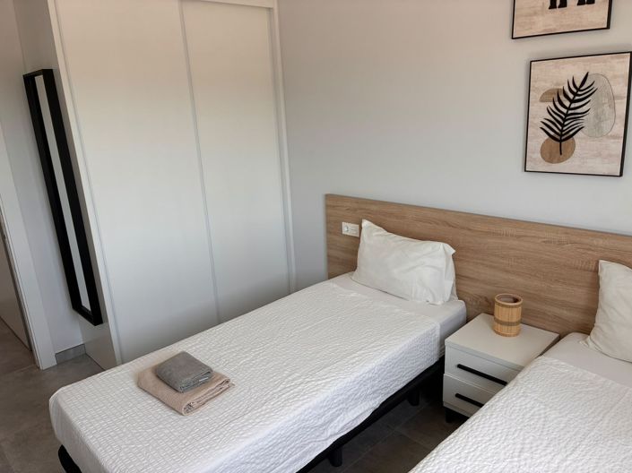 Image No.19-2 Bed Apartment for sale