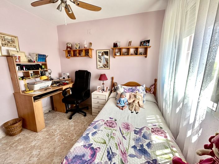 Image No.14-2 Bed Townhouse for sale