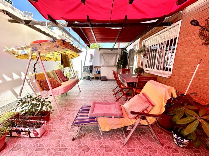 Image No.27-2 Bed Townhouse for sale