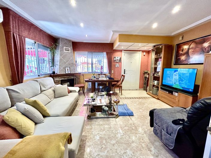 Image No.4-2 Bed Townhouse for sale