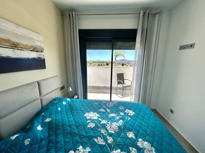 Image No.20-2 Bed Apartment for sale