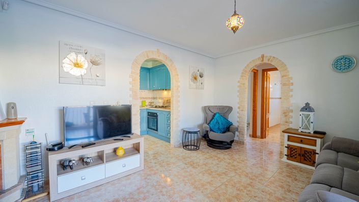 Image No.14-3 Bed Townhouse for sale