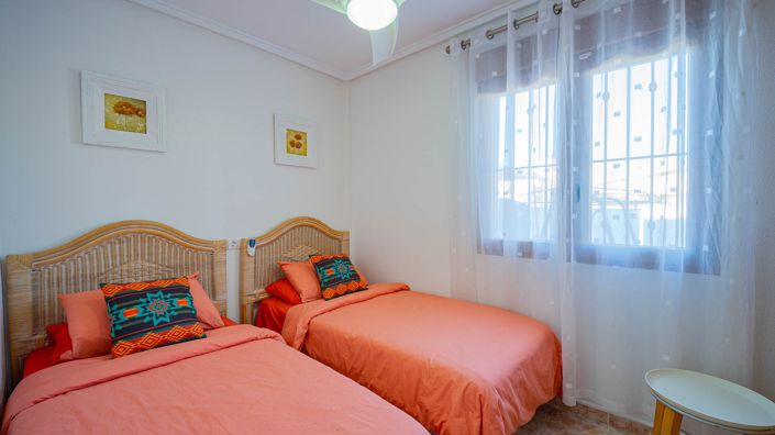 Image No.33-3 Bed Townhouse for sale