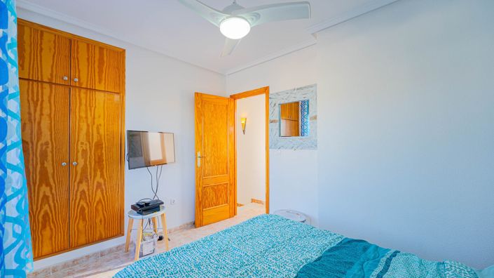 Image No.40-3 Bed Townhouse for sale