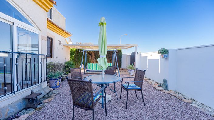 Image No.6-3 Bed Townhouse for sale