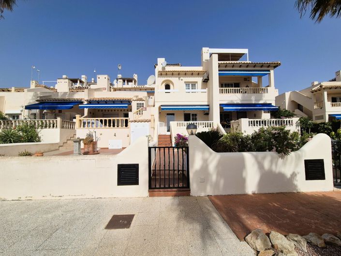 Image No.2-2 Bed Townhouse for sale