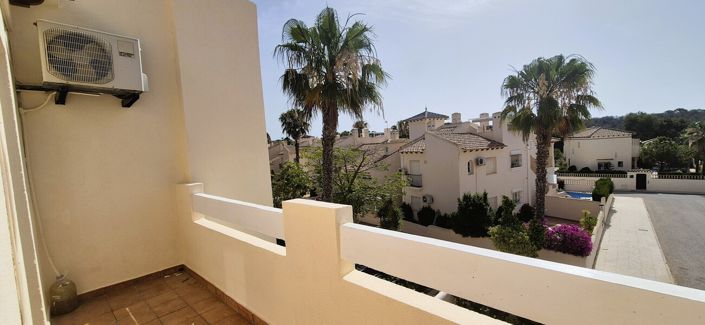 Image No.23-2 Bed Townhouse for sale