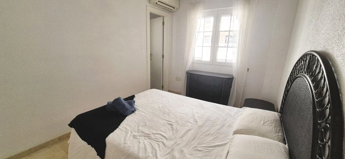 Image No.25-2 Bed Townhouse for sale