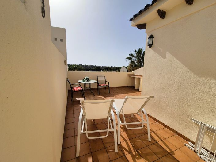 Image No.31-2 Bed Townhouse for sale