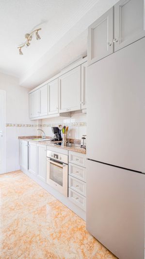 Image No.15-2 Bed Apartment for sale