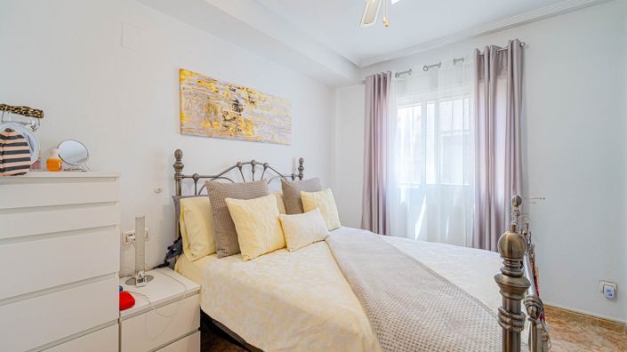 Image No.22-2 Bed Apartment for sale
