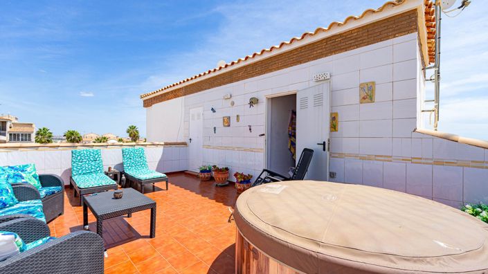 Image No.30-2 Bed Apartment for sale