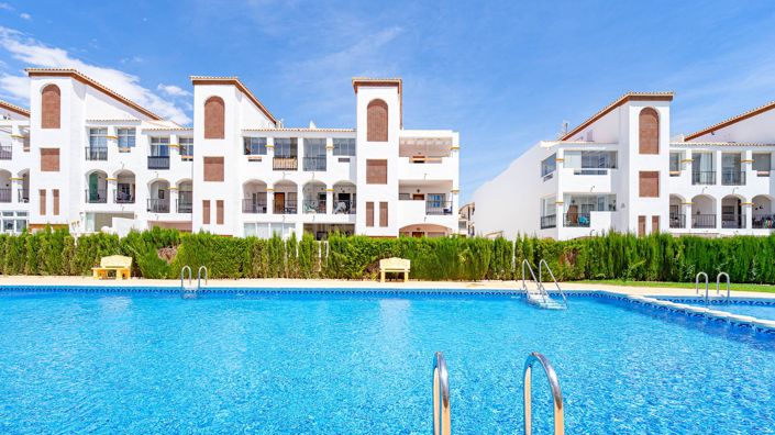 Image No.42-2 Bed Apartment for sale