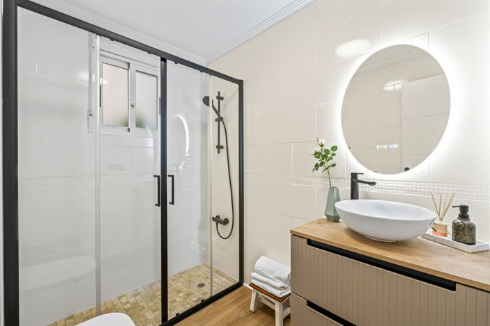Image No.19-2 Bed Apartment for sale