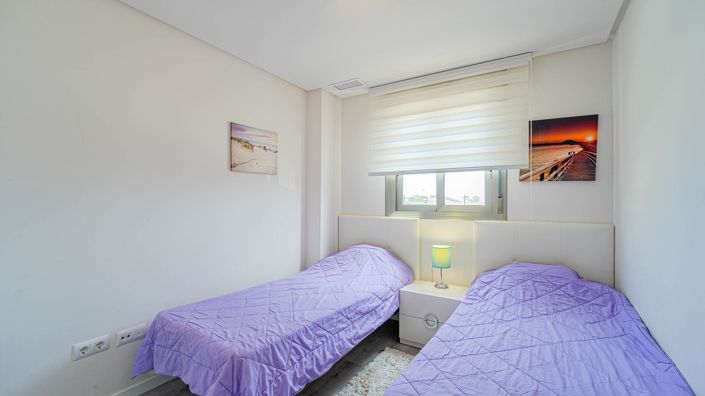 Image No.20-2 Bed Apartment for sale
