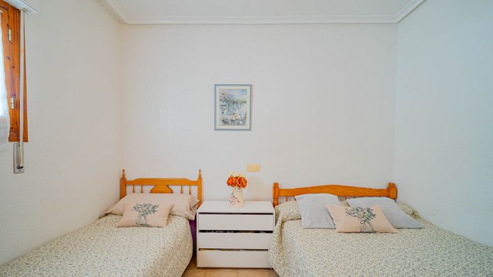 Image No.29-2 Bed Apartment for sale