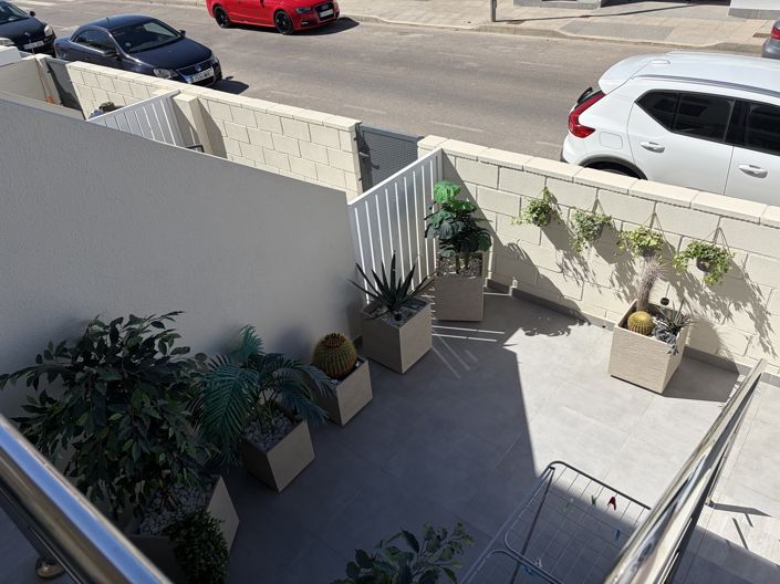 Image No.3-3 Bed Townhouse for sale