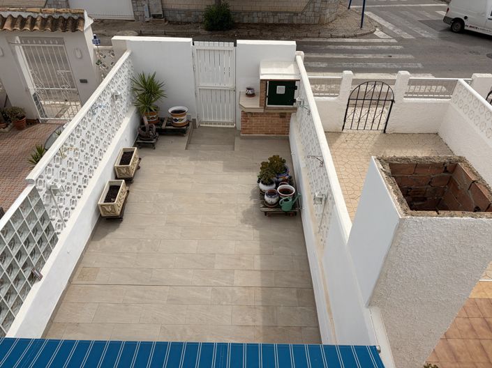 Image No.19-3 Bed Townhouse for sale
