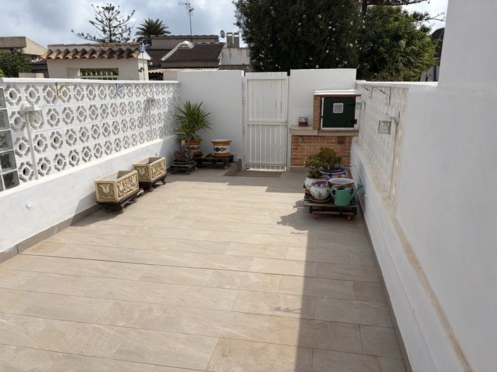 Image No.3-3 Bed Townhouse for sale