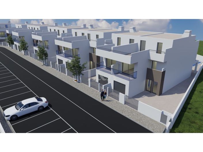 Image No.1-3 Bed House for sale