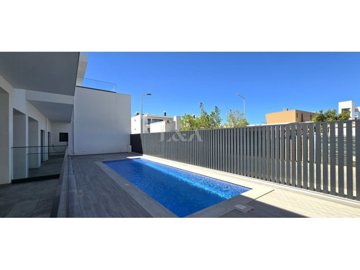idf6244e01-0000-0500-0000-0000136cc44c